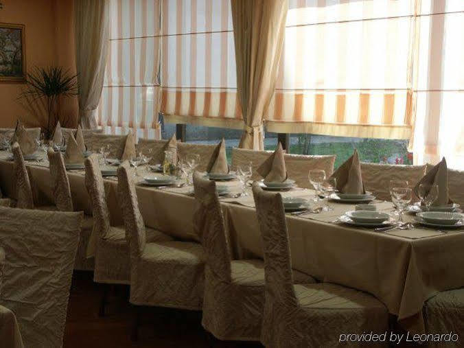 زغرب Hotel Porin المطعم الصورة